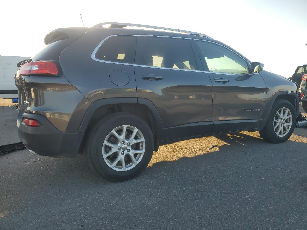 JEEP GRAND CHEROKEE LATITUDE