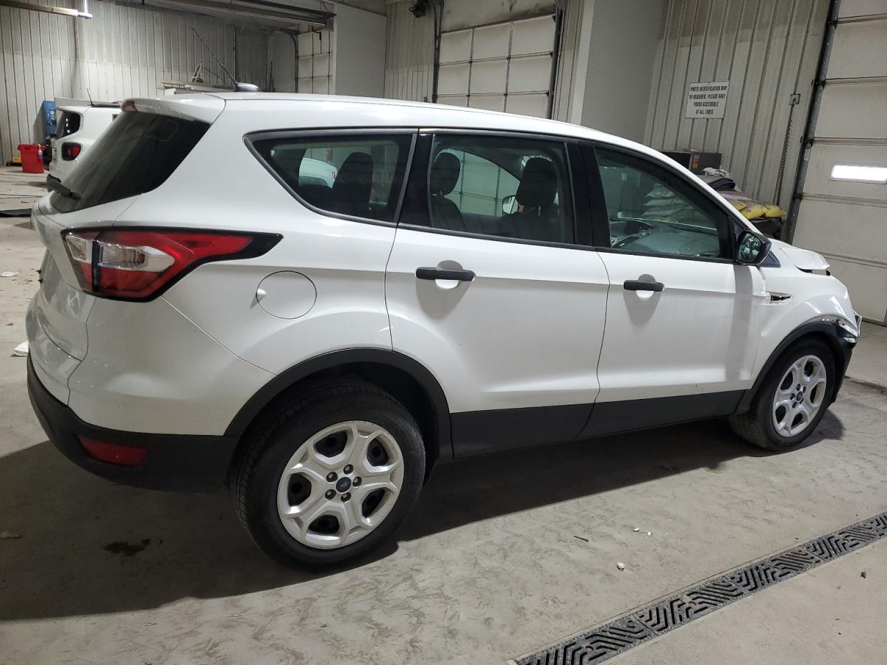 FORD ESCAPE S