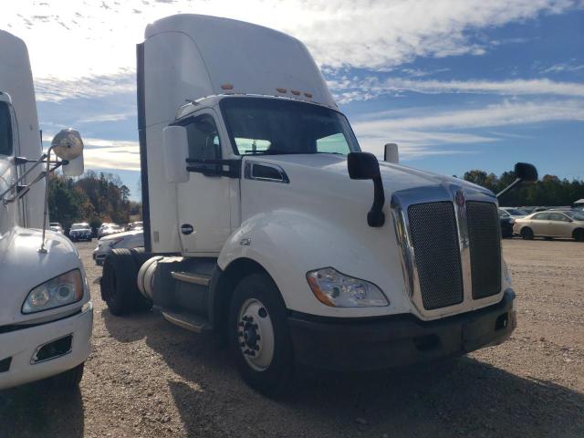 Global Auto Auctions: 2016 KENWORTH CONSTRUCTI