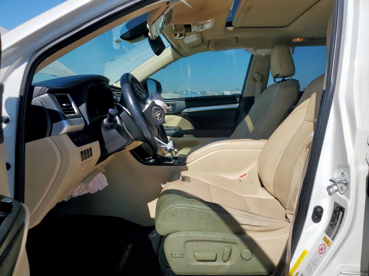 TOYOTA HIGHLANDER SE