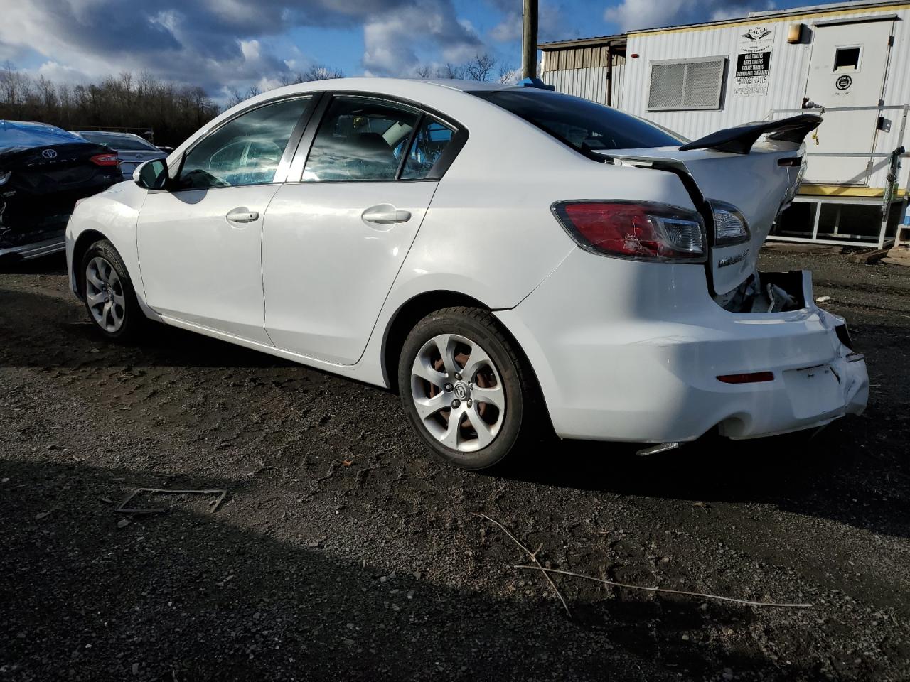 MAZDA 3 I