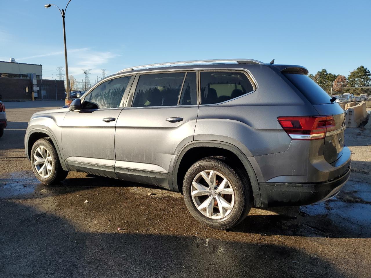 VOLKSWAGEN ATLAS SE