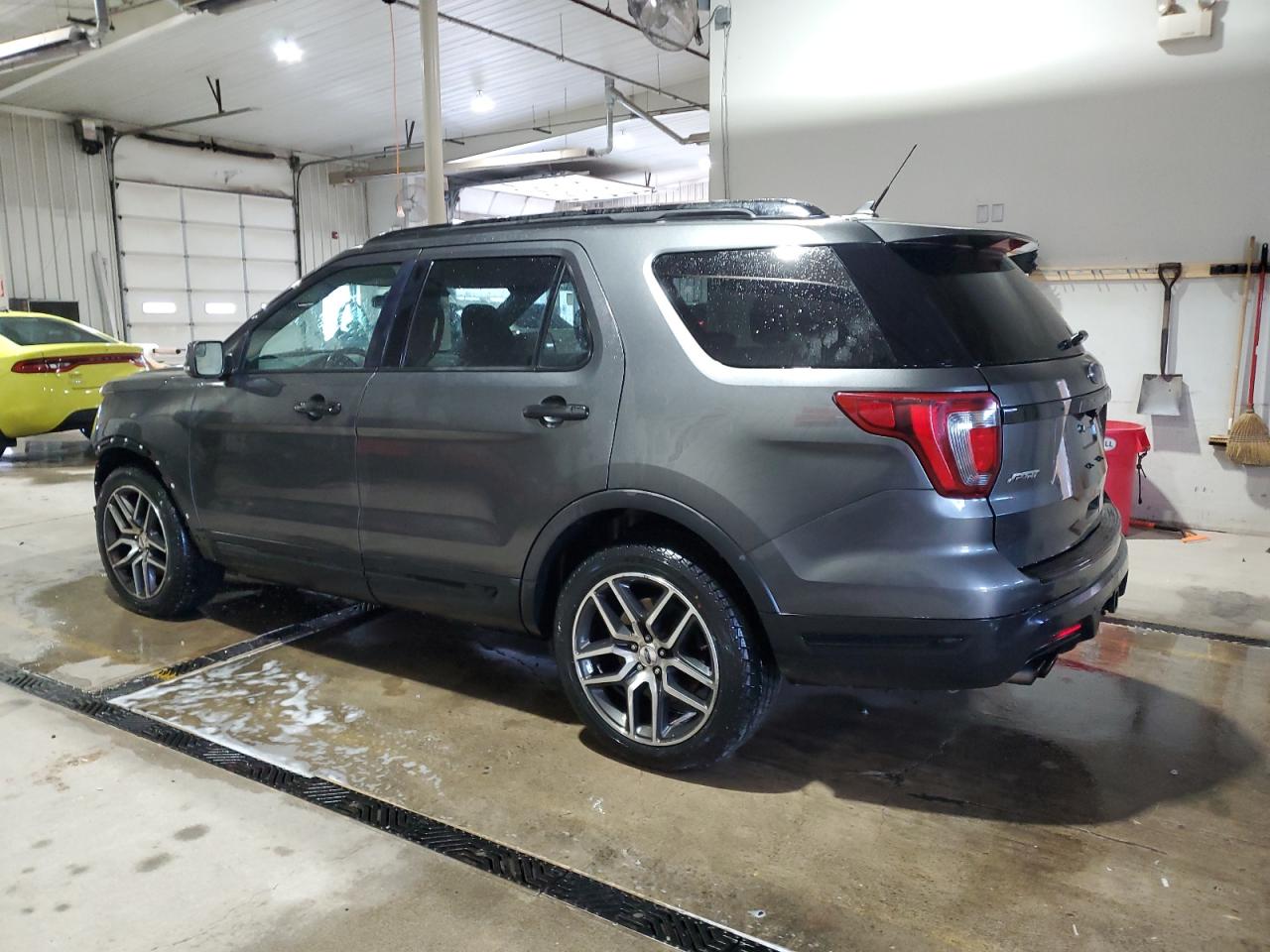 FORD EXPLORER SPORT