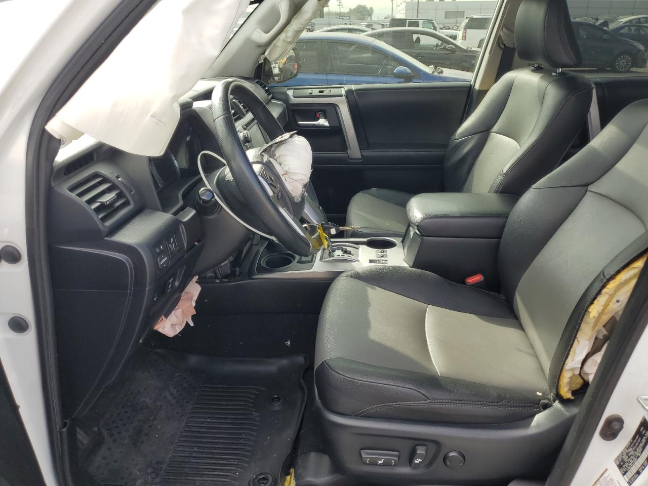 TOYOTA 4RUNNER SR5/SR5 PREMIUM