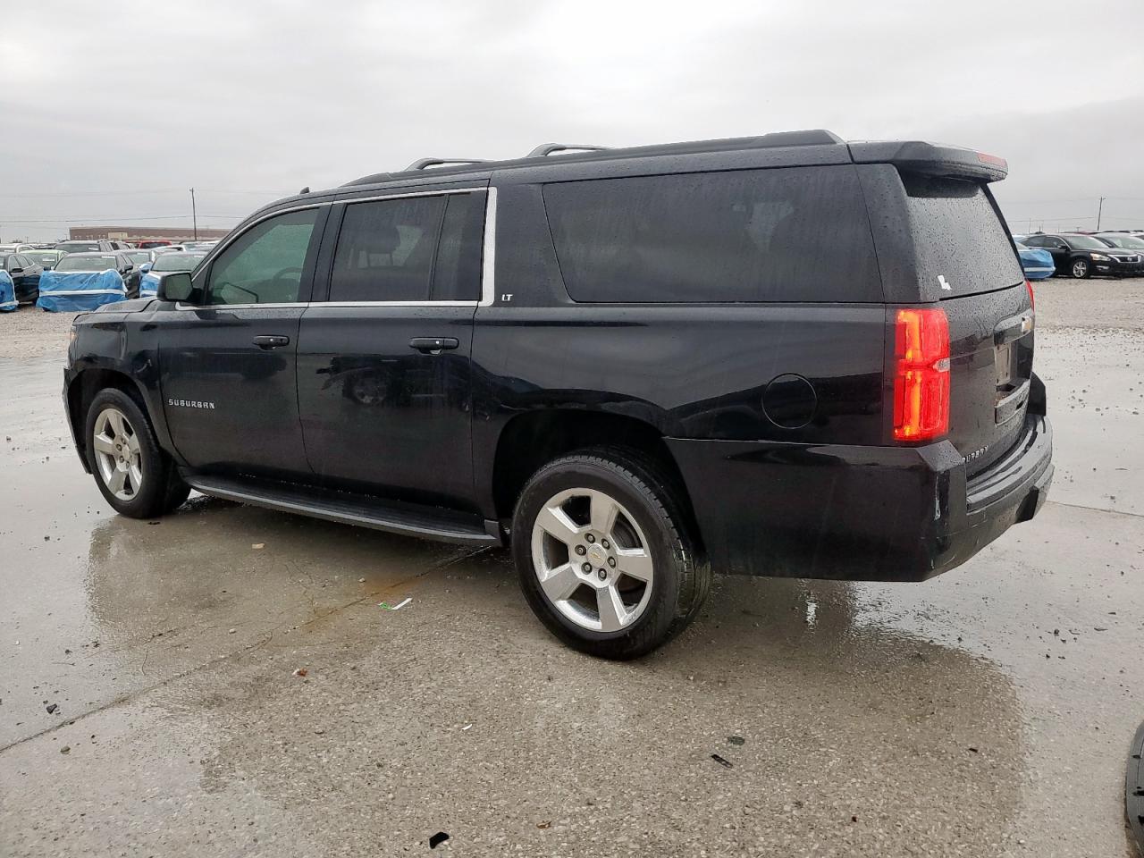 CHEVROLET SUBURBAN C1500 LT