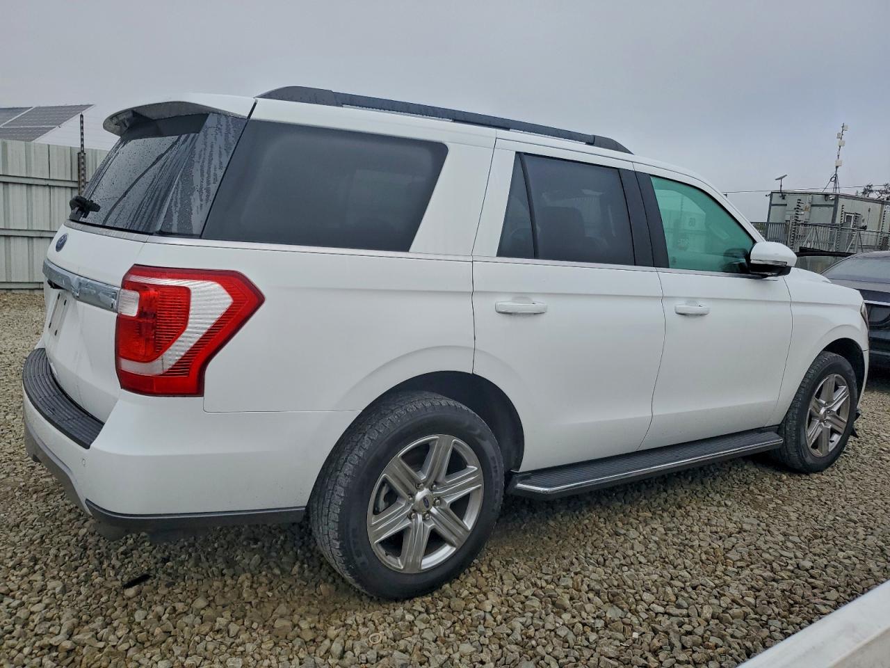 FORD EXPEDITION XLT
