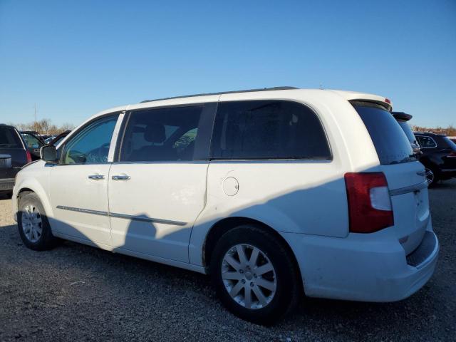 2015 CHRYSLER TOWN & COU - 2C4RC1BG3FR677475