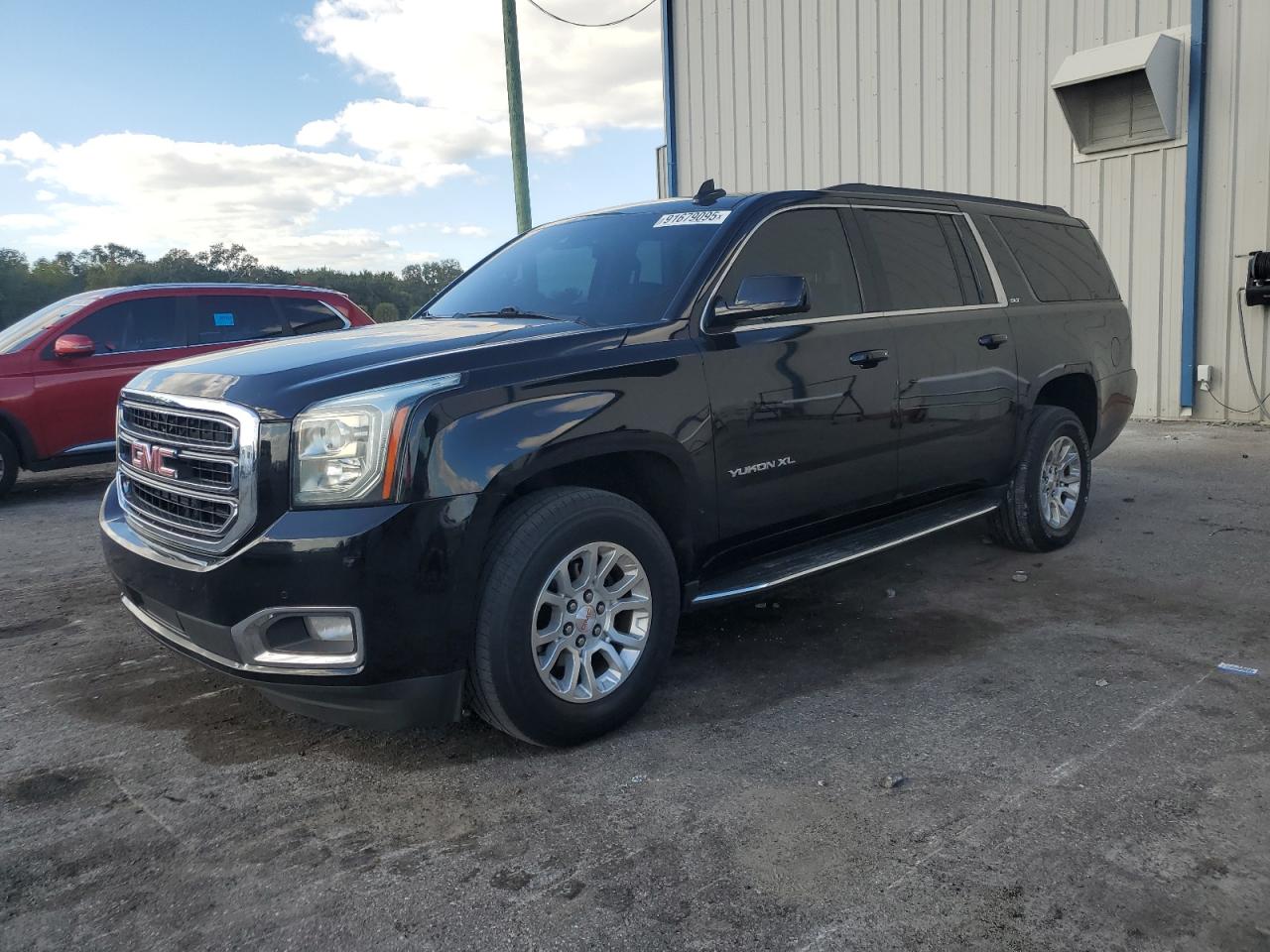 GMC YUKON C1500 SLT