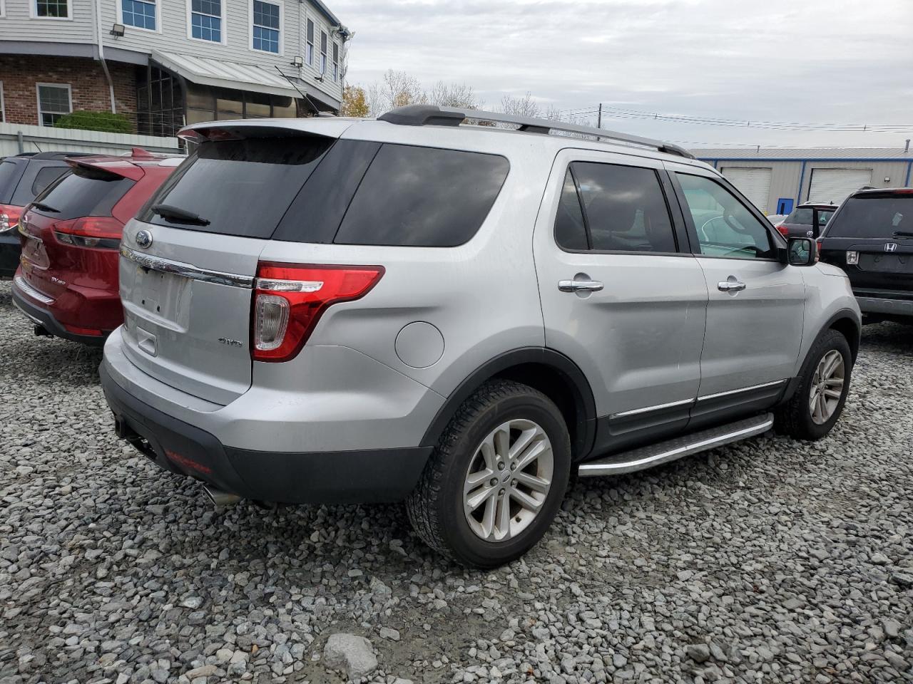 FORD EXPLORER XLT