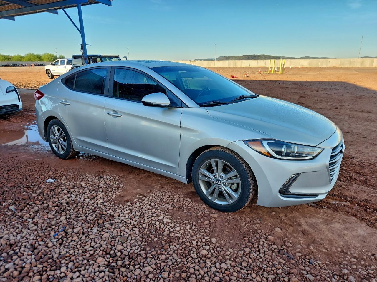 Lot #3316181896 2017 HYUNDAI ELANTRA SE