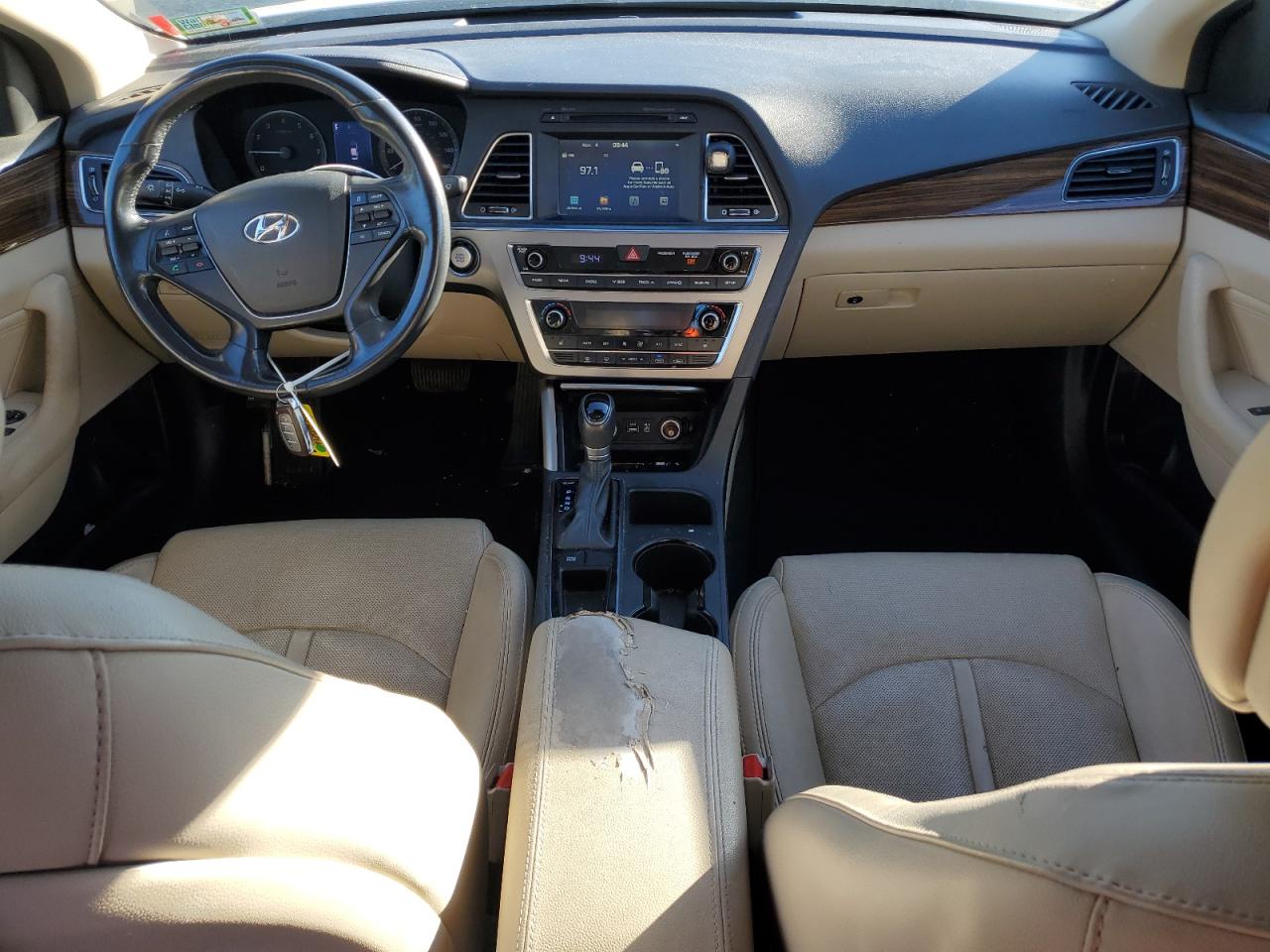 HYUNDAI SONATA SPORT