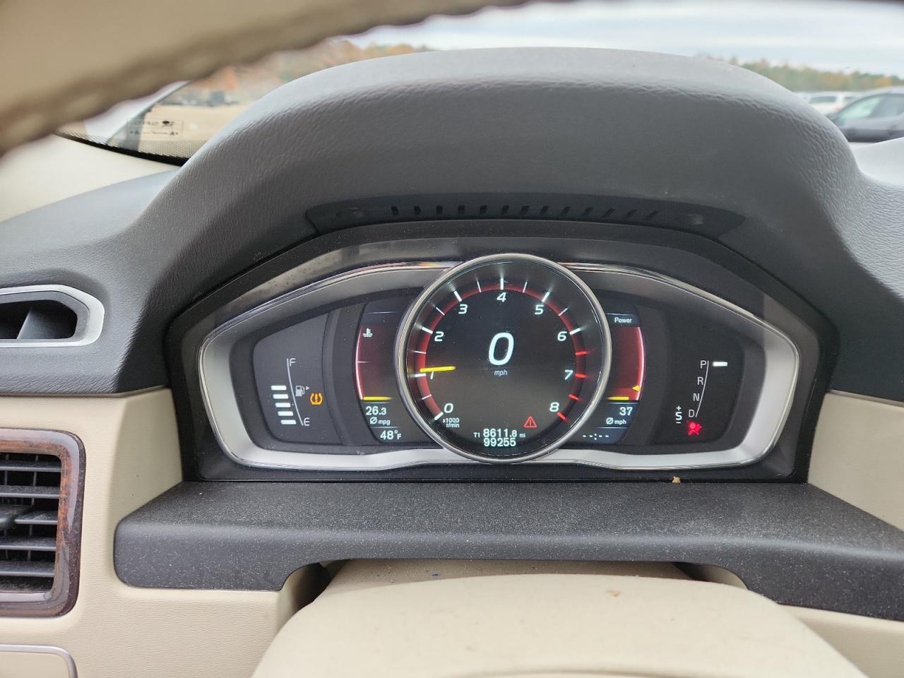 VOLVO XC70 T5 PLATINUM