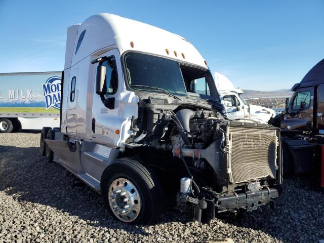 Global Auto Auctions: 2018 FREIGHTLINER CASCADIA 1