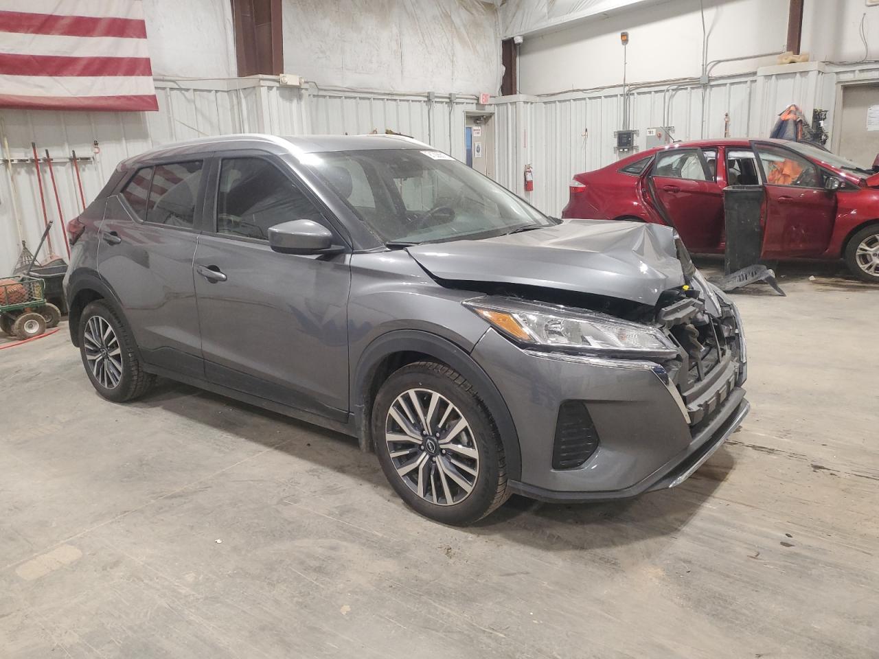 NISSAN KICKS SV