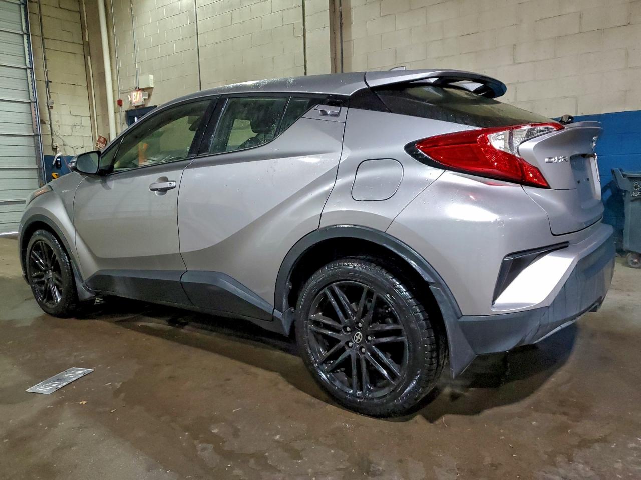 TOYOTA C-HR XLE