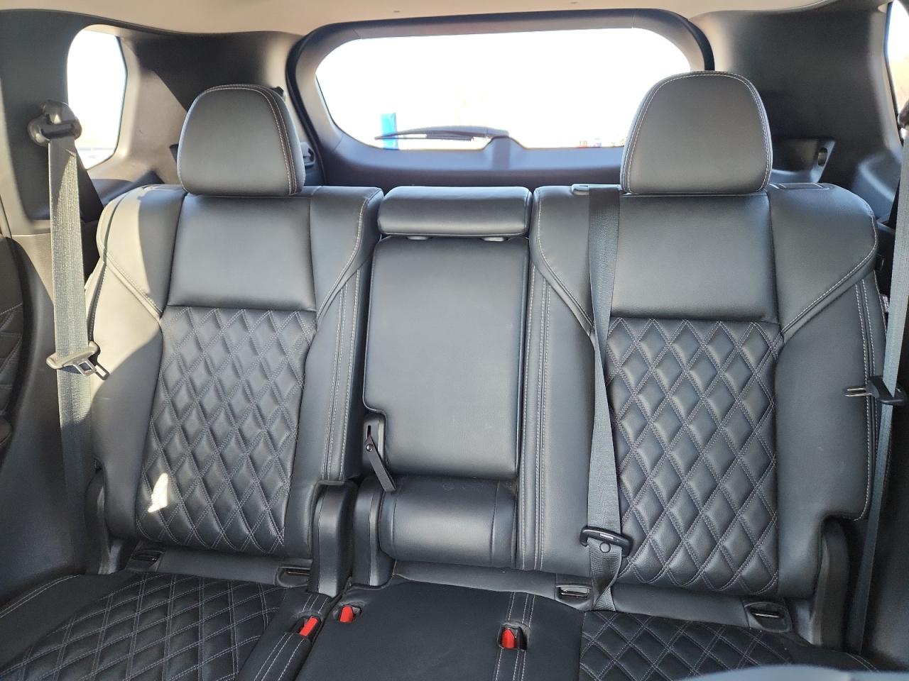 MITSUBISHI OUTLANDER SEL