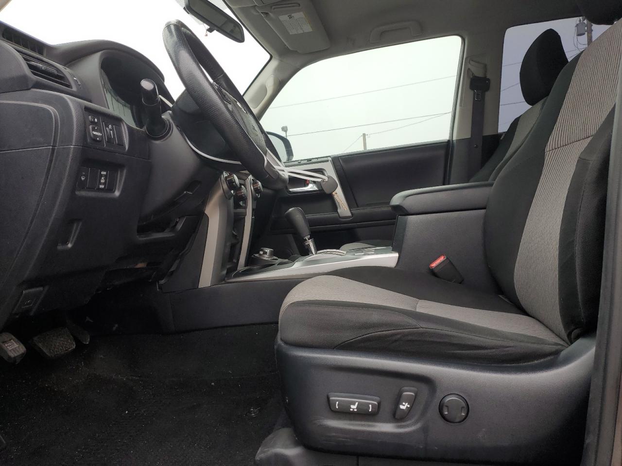 TOYOTA 4RUNNER SR5/SR5 PREMIUM