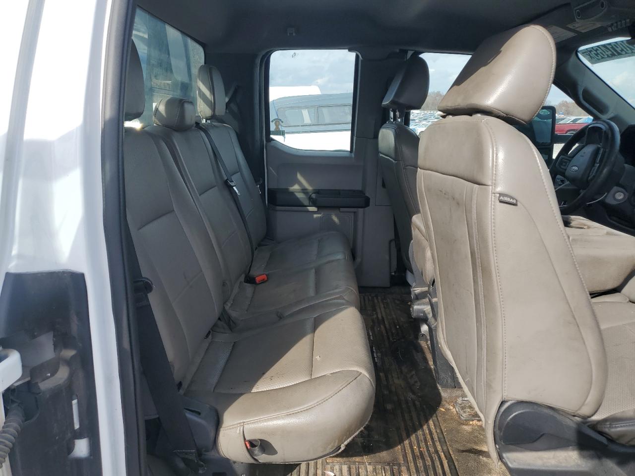 FORD F-350 SUPER DUTY