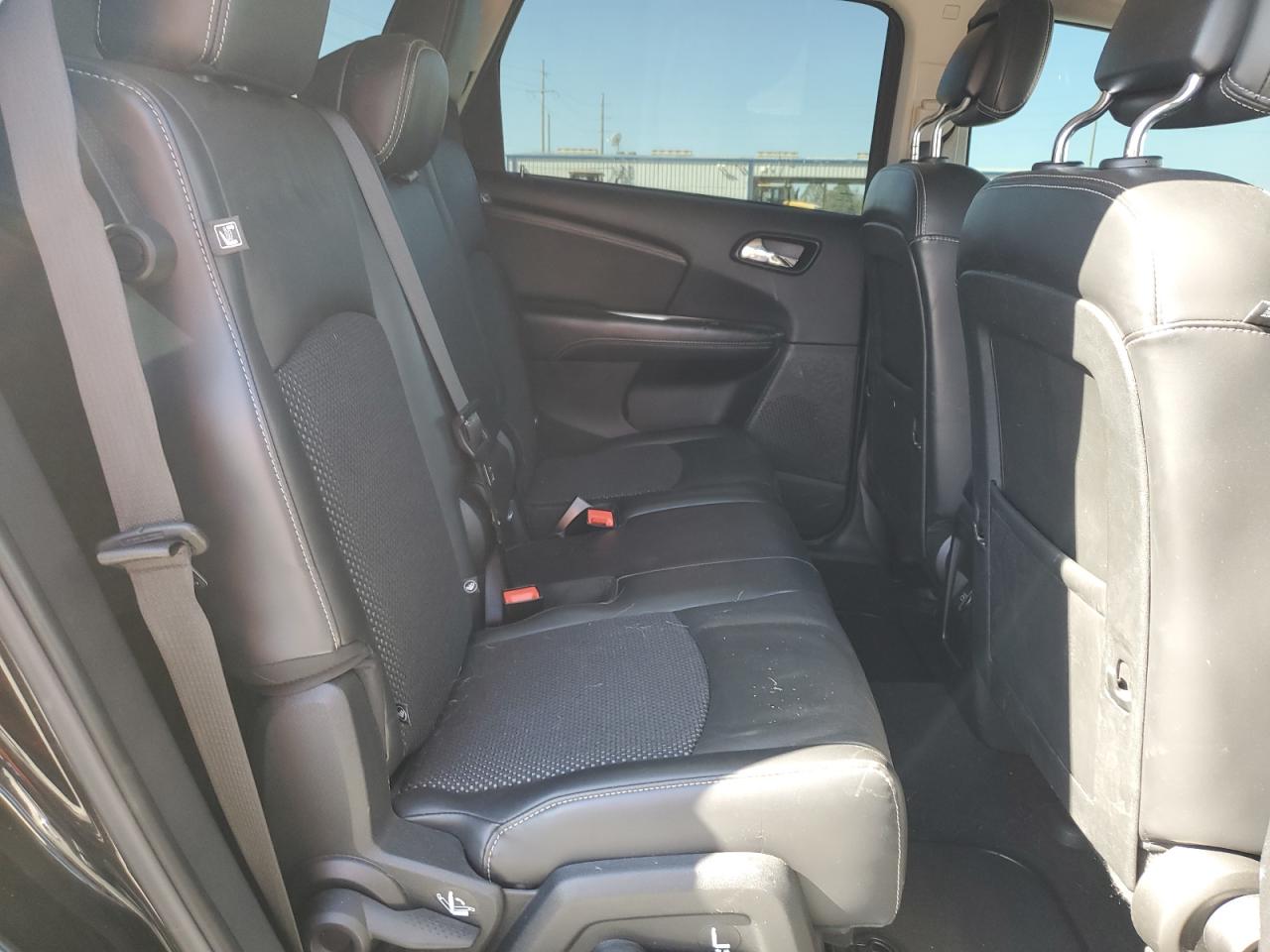 DODGE JOURNEY CROSSROAD