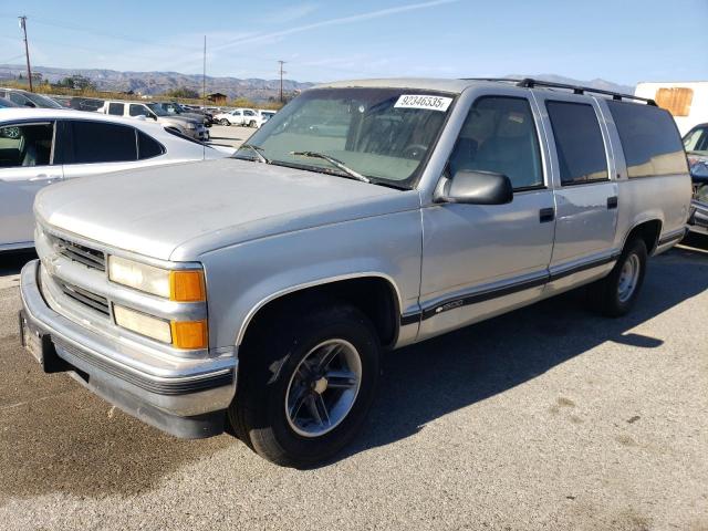 Global Auto Auctions: 1995 CHEVROLET SUBURBAN C