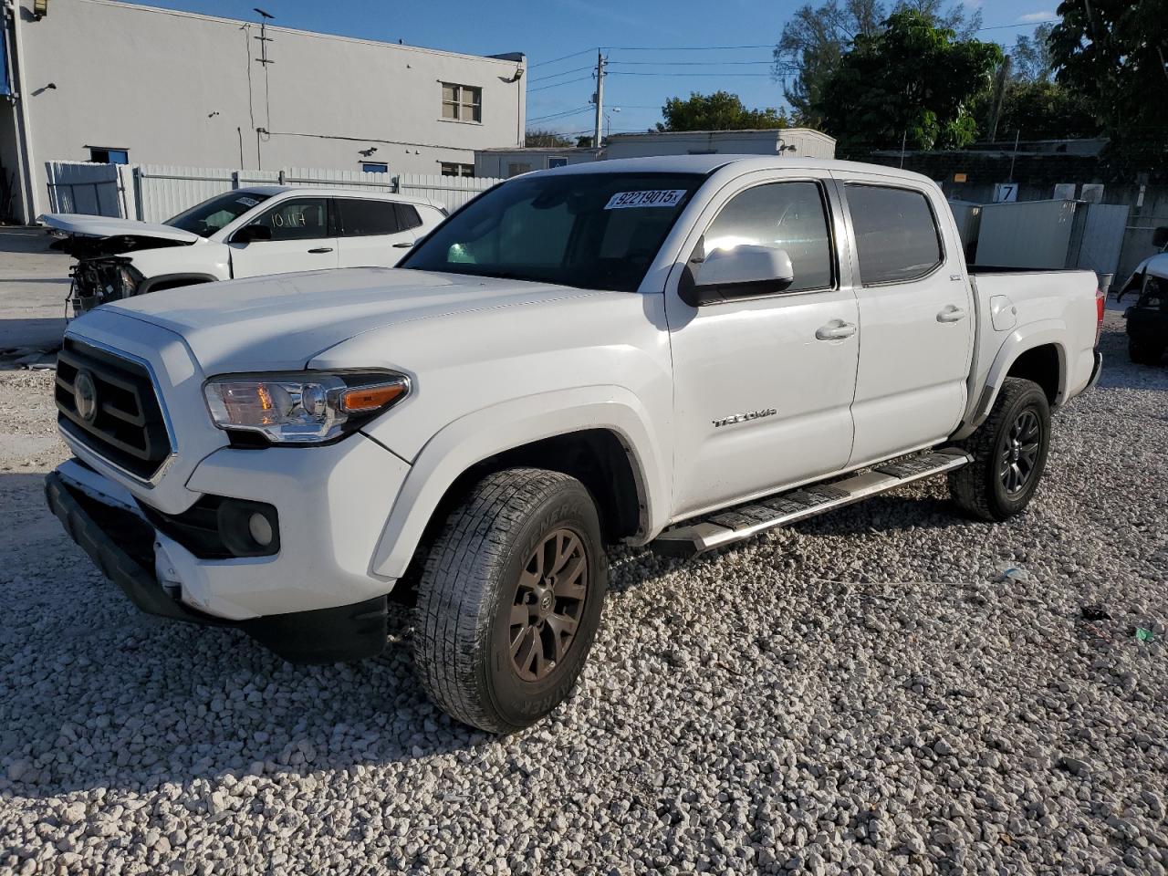 TOYOTA TACOMA DOUBLE CAB