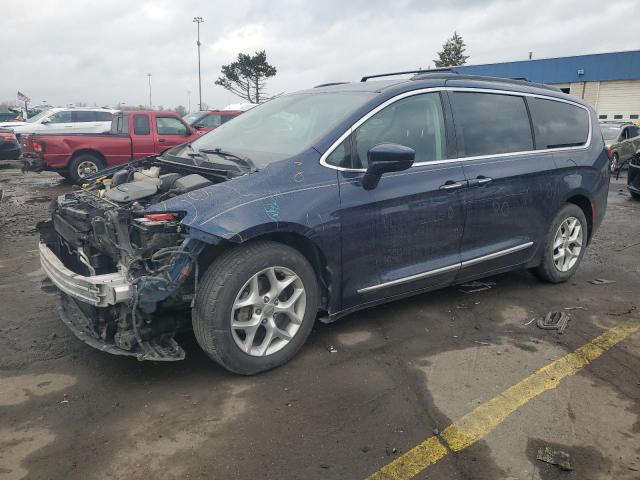 Global Auto Auctions: 2017 CHRYSLER PACIFICA T