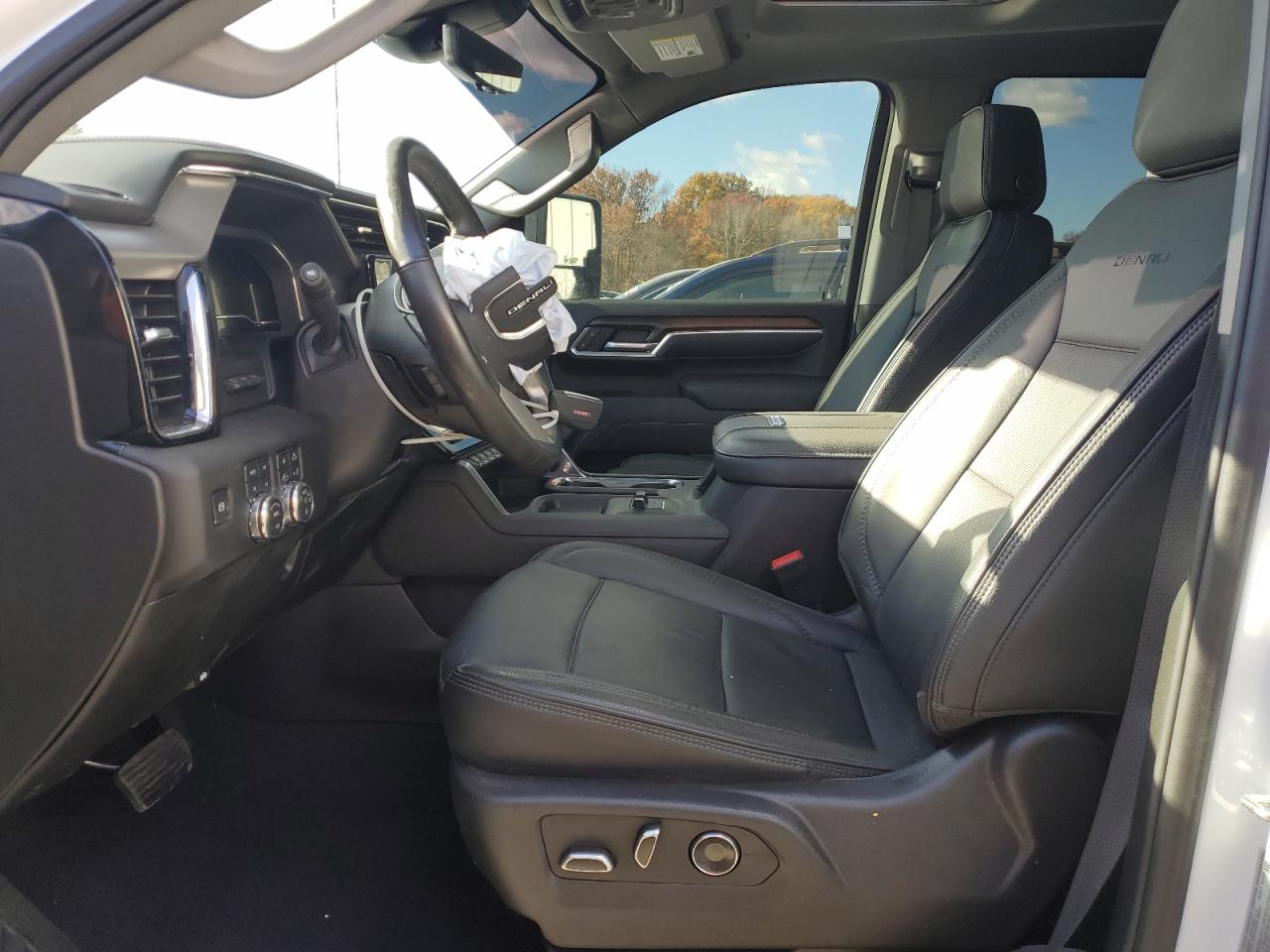 GMC SIERRA K2500 DENALI