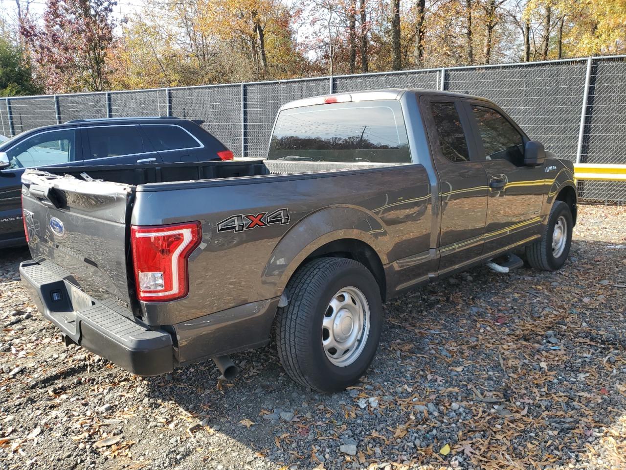 FORD F-150 SUPER CAB