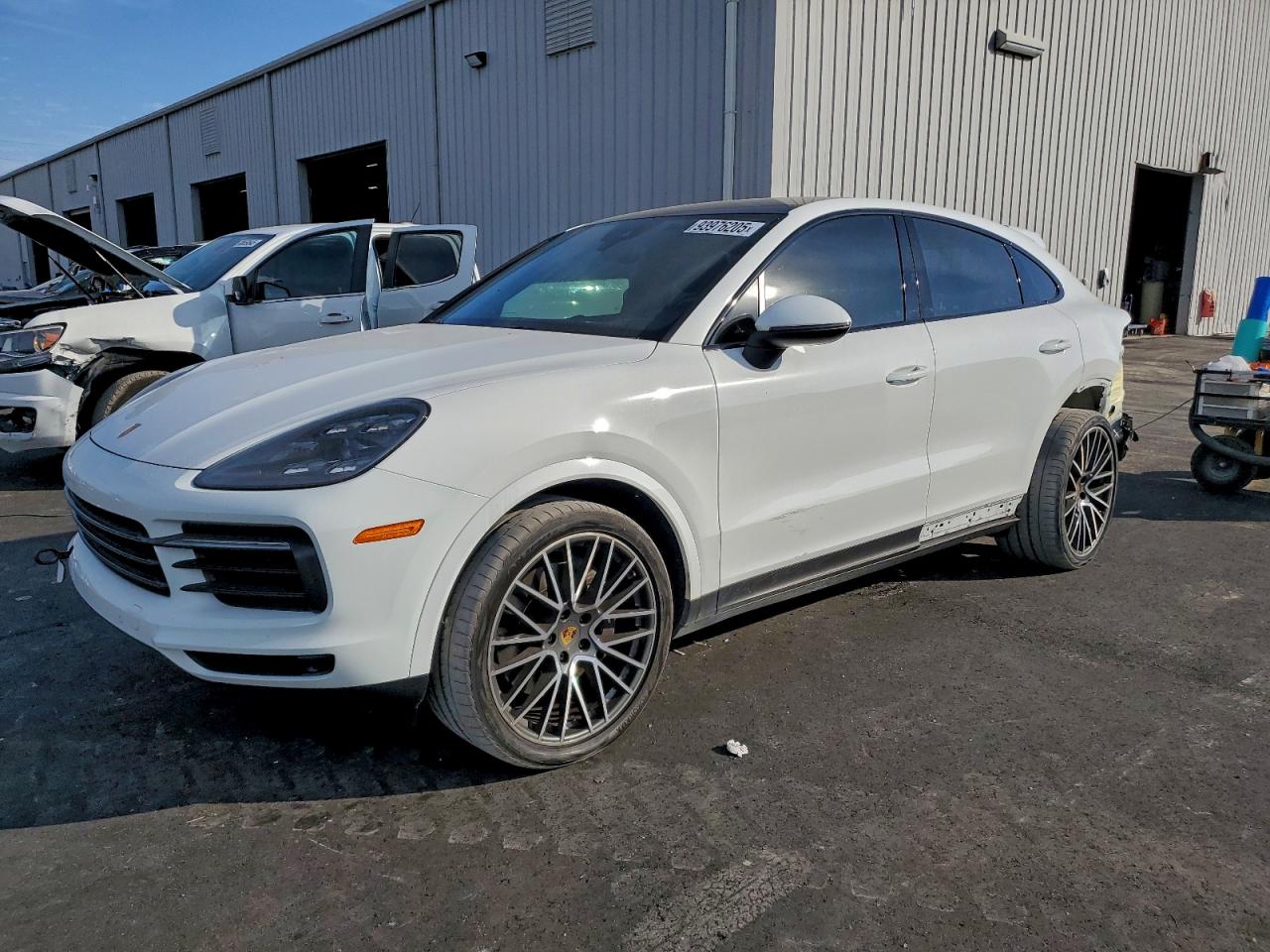 Lot #3302735060 2022 PORSCHE CAYENNE CO