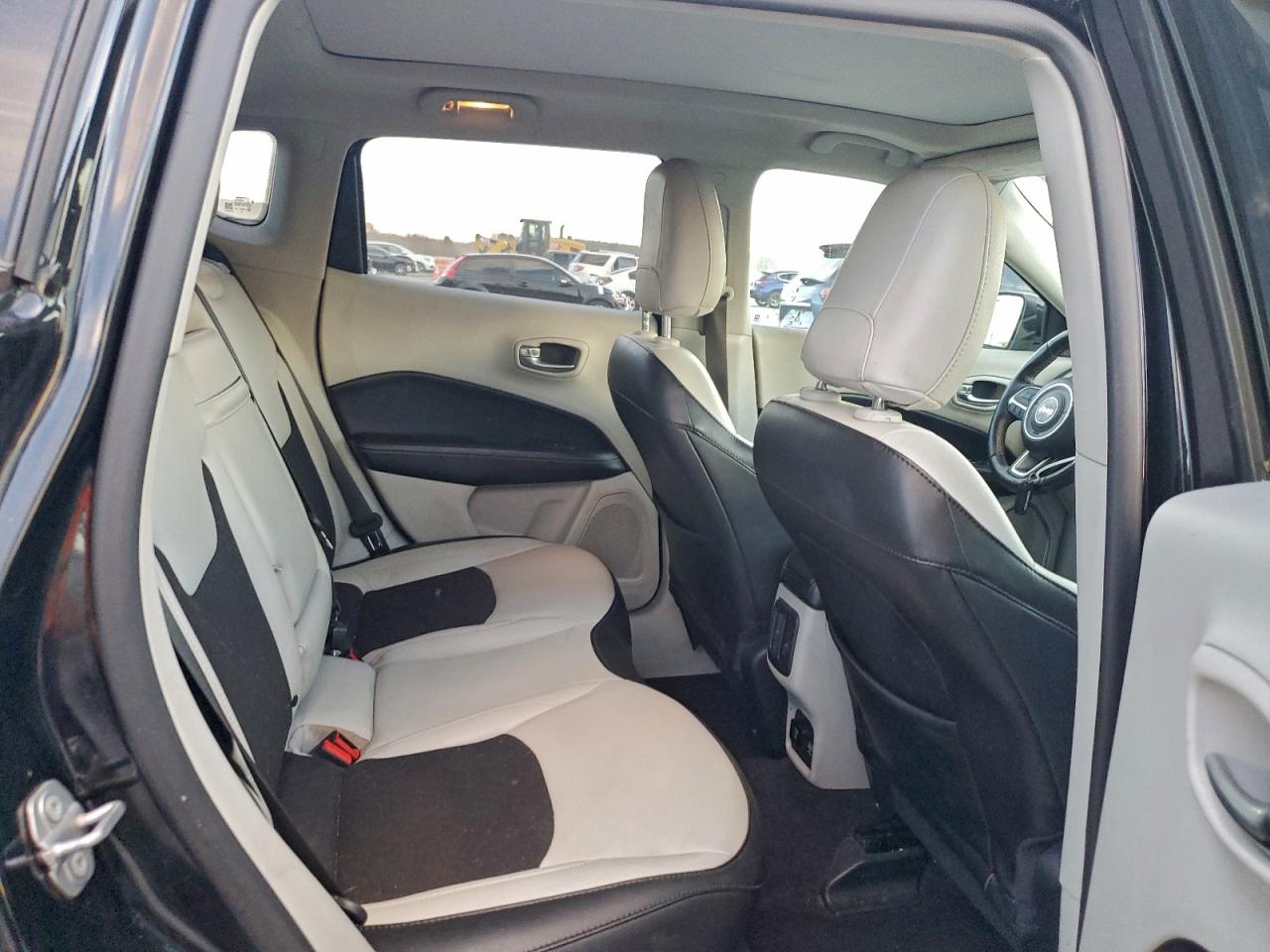 JEEP COMPASS LATITUDE