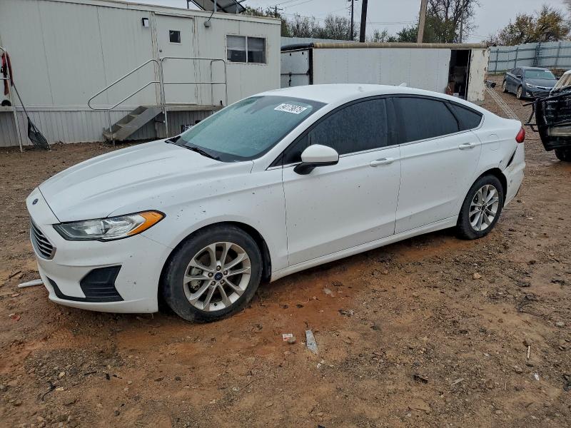 Global Auto Auctions: 2019 FORD FUSION SE
