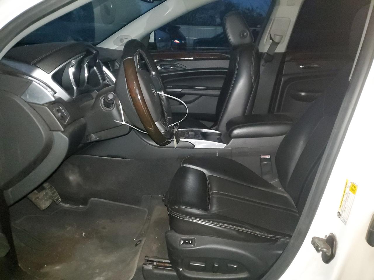 CADILLAC SRX LUXURY COLLECTION