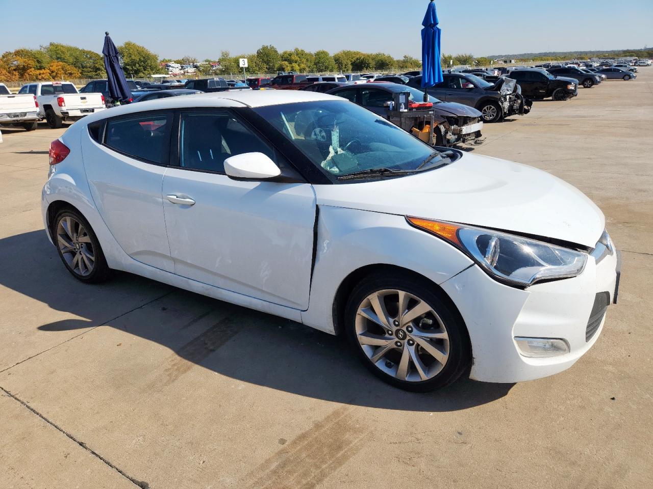 HYUNDAI VELOSTER