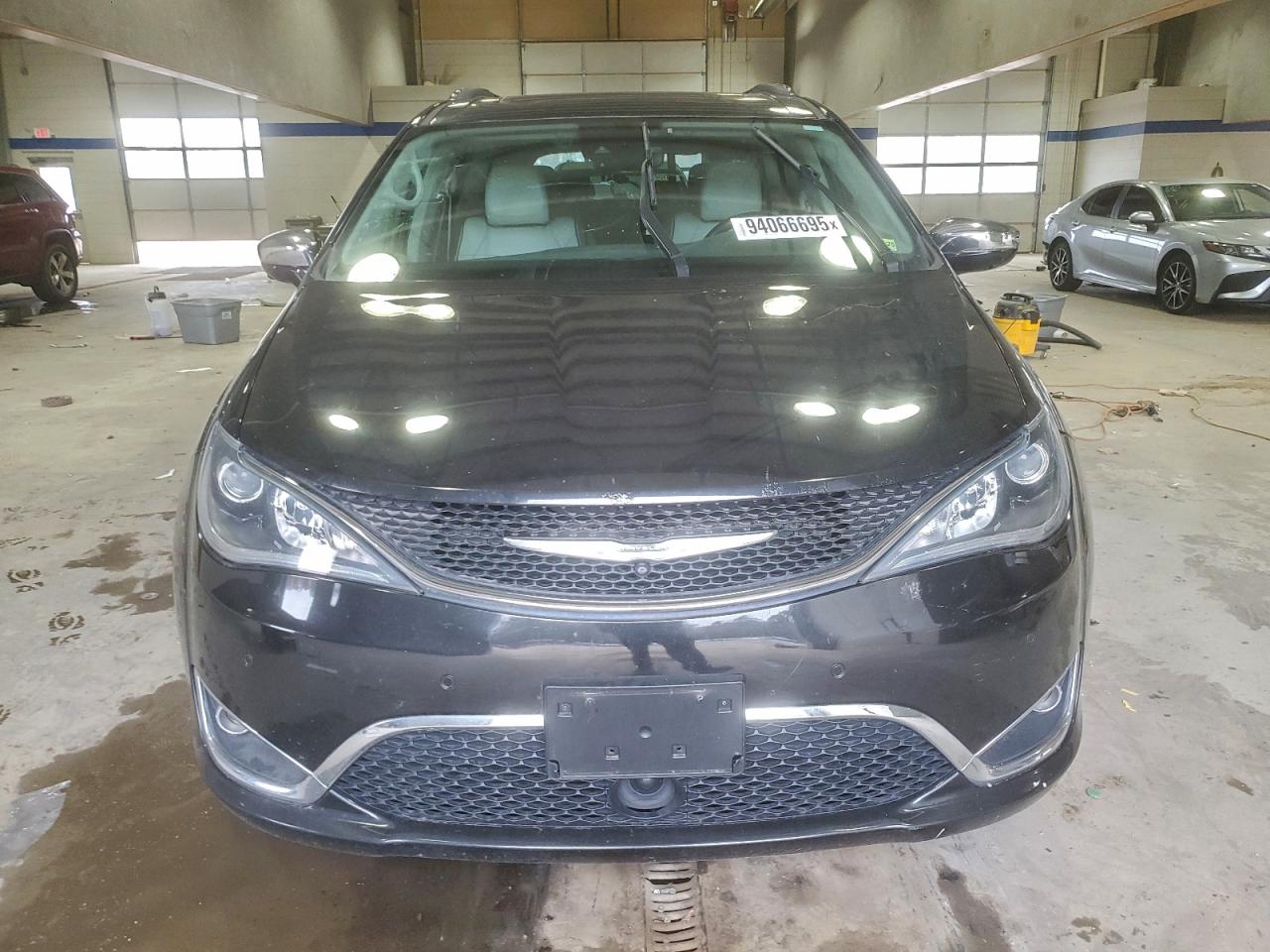 CHRYSLER PACIFICA LIMITED