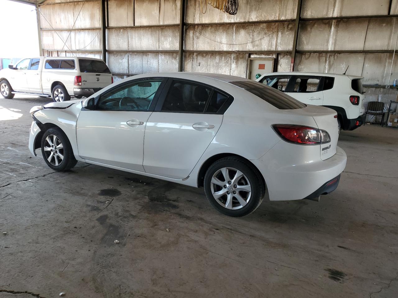 MAZDA 3 I