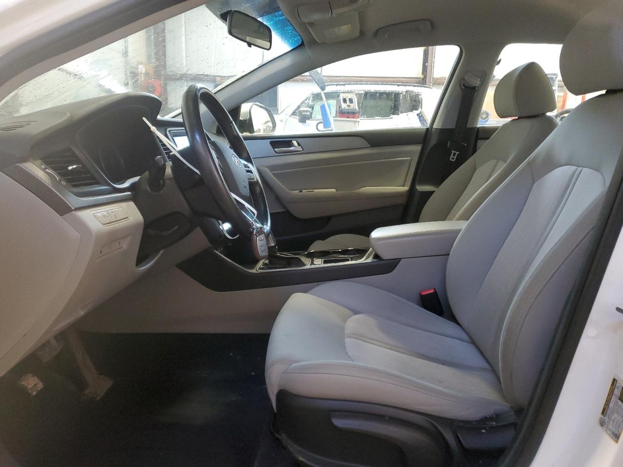 HYUNDAI SONATA HYBRID