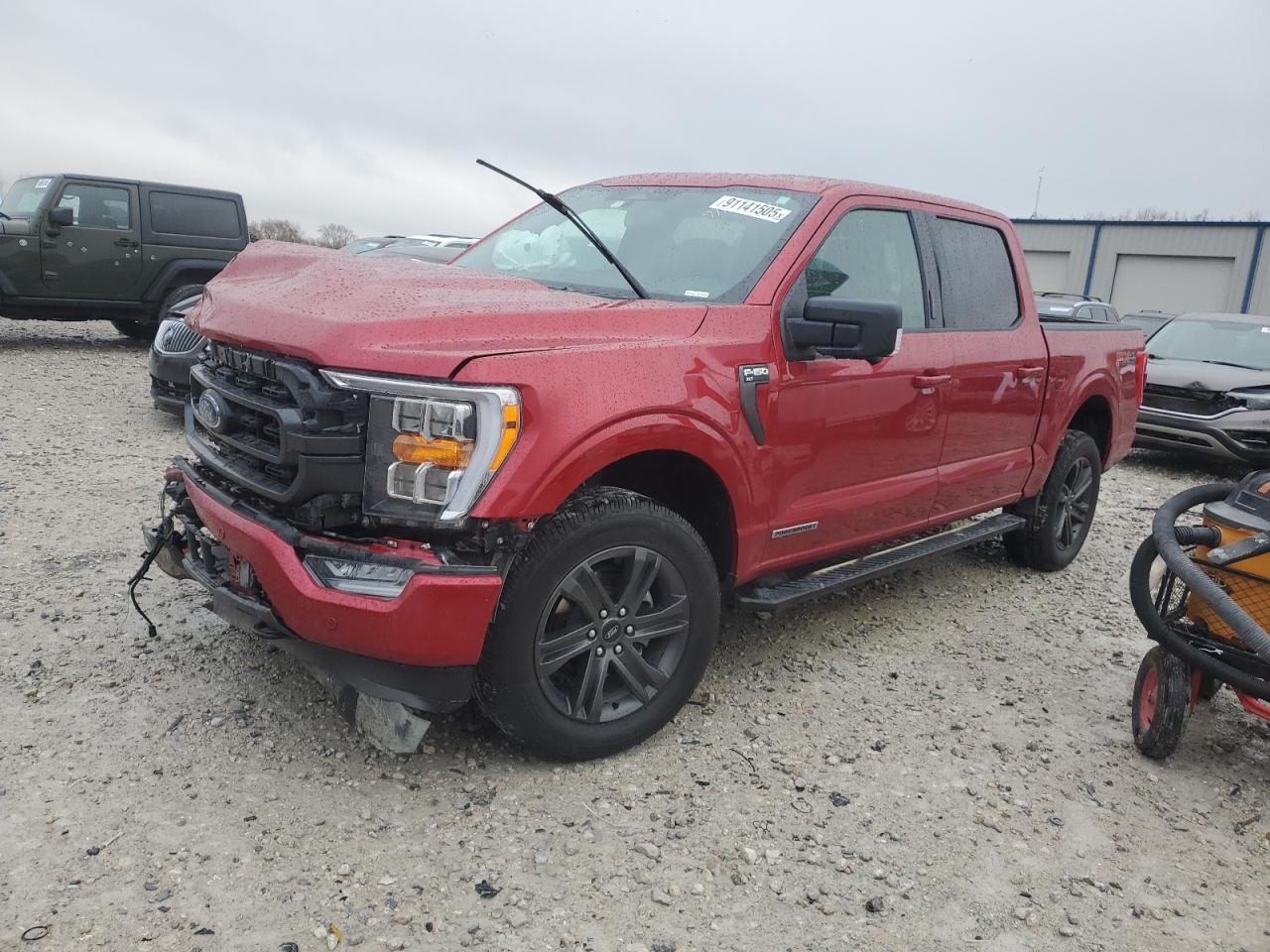 FORD F-150 SUPERCREW