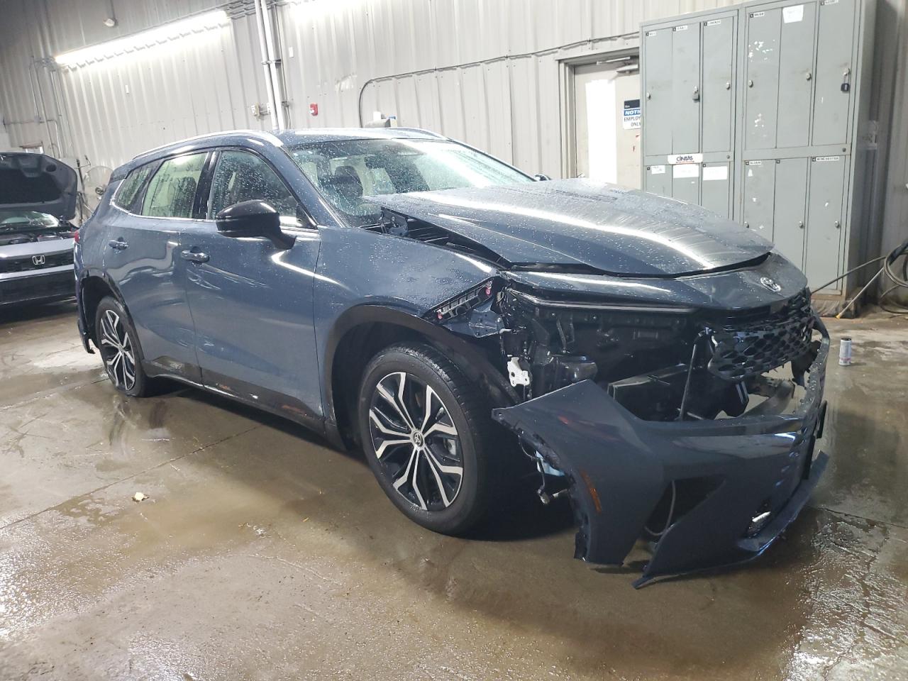 Lot #3296410674 2025 TOYOTA CROWN SIGN