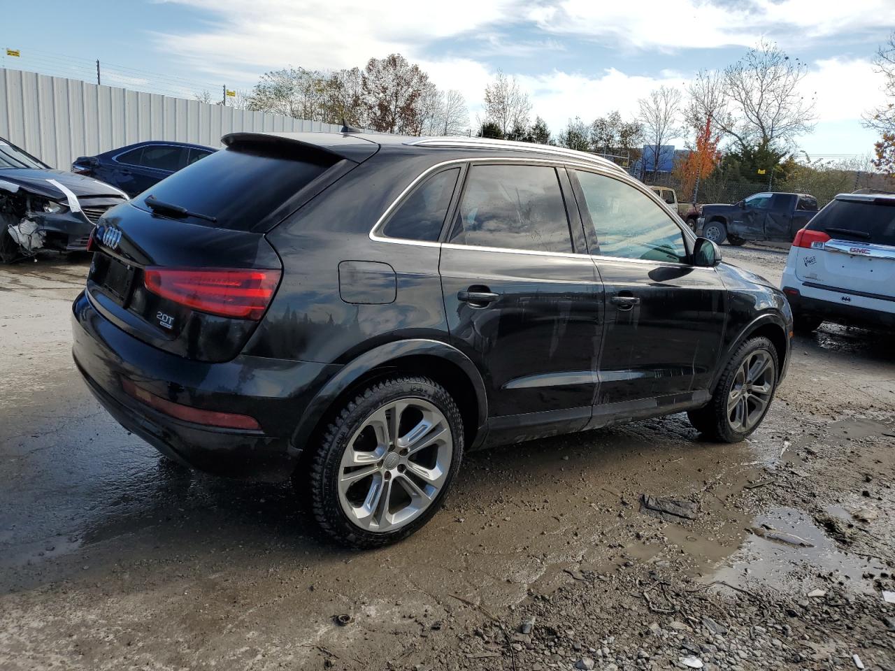 AUDI Q3 PREMIUM PLUS