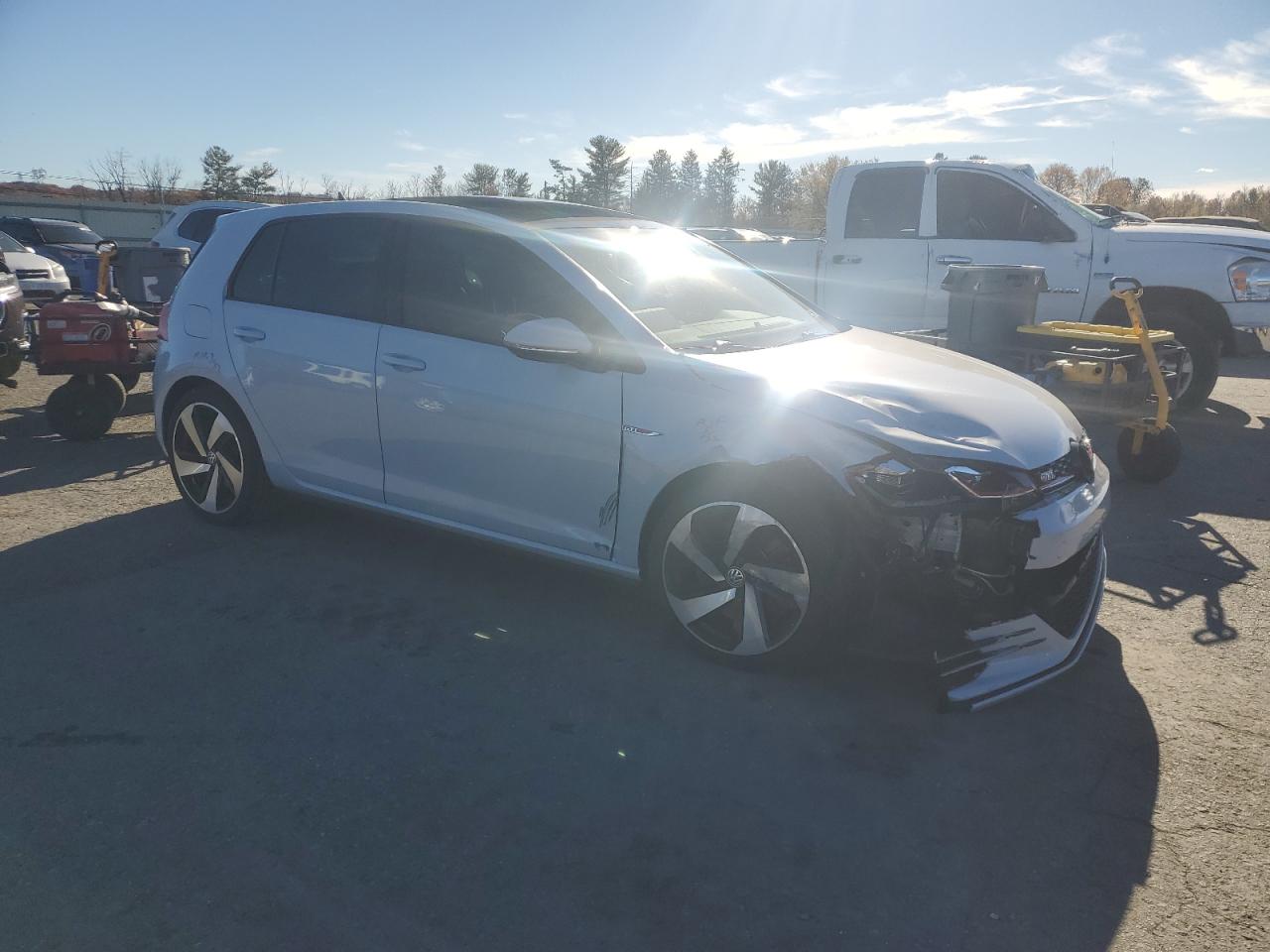 VOLKSWAGEN GOLF GTI S