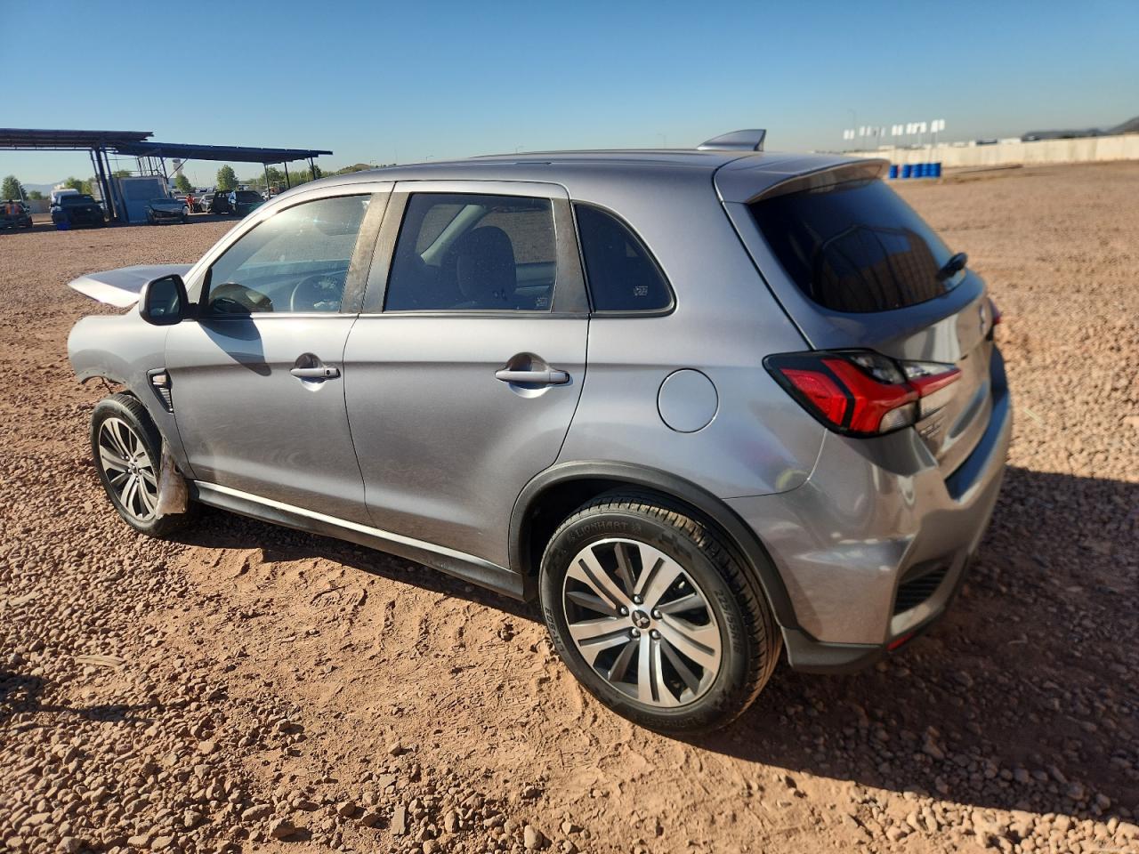 MITSUBISHI OUTLANDER ES