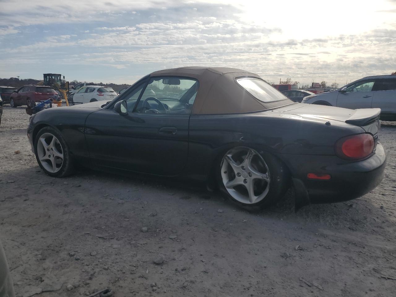 Lot #3296511649 2002 MAZDA MX-5 MIATA