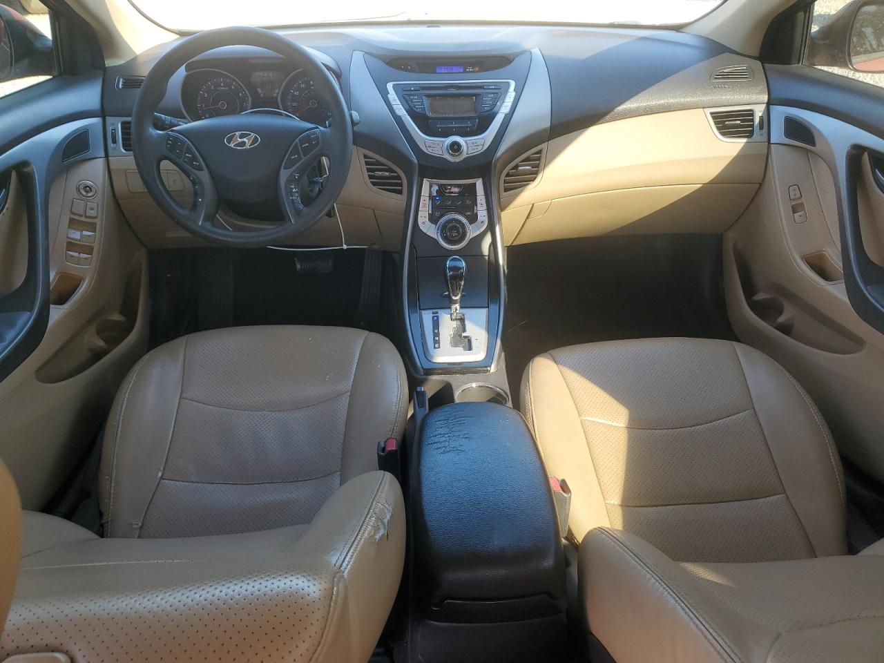HYUNDAI ELANTRA GLS