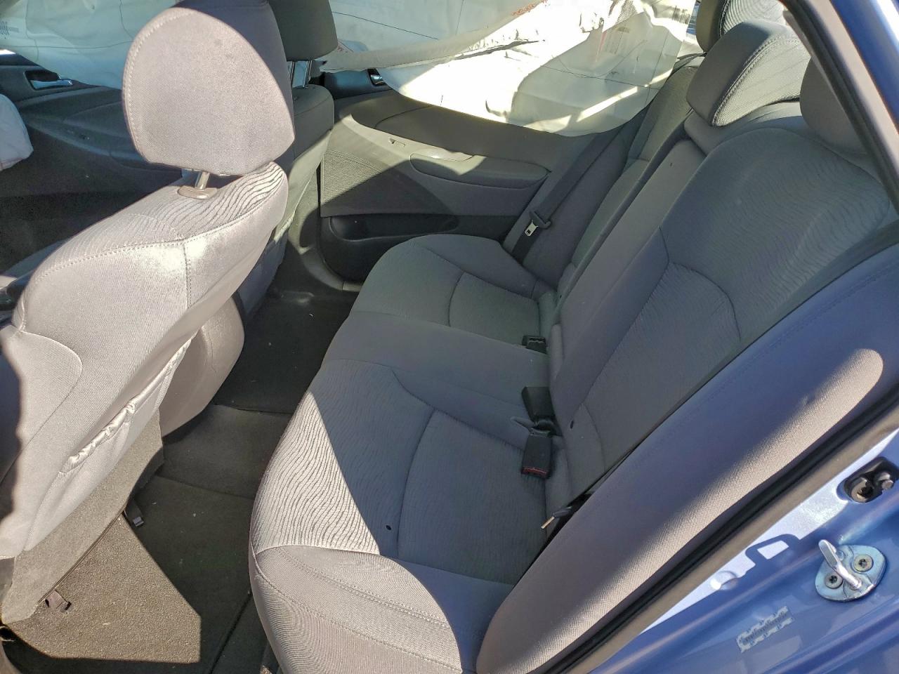 HYUNDAI SONATA HYBRID