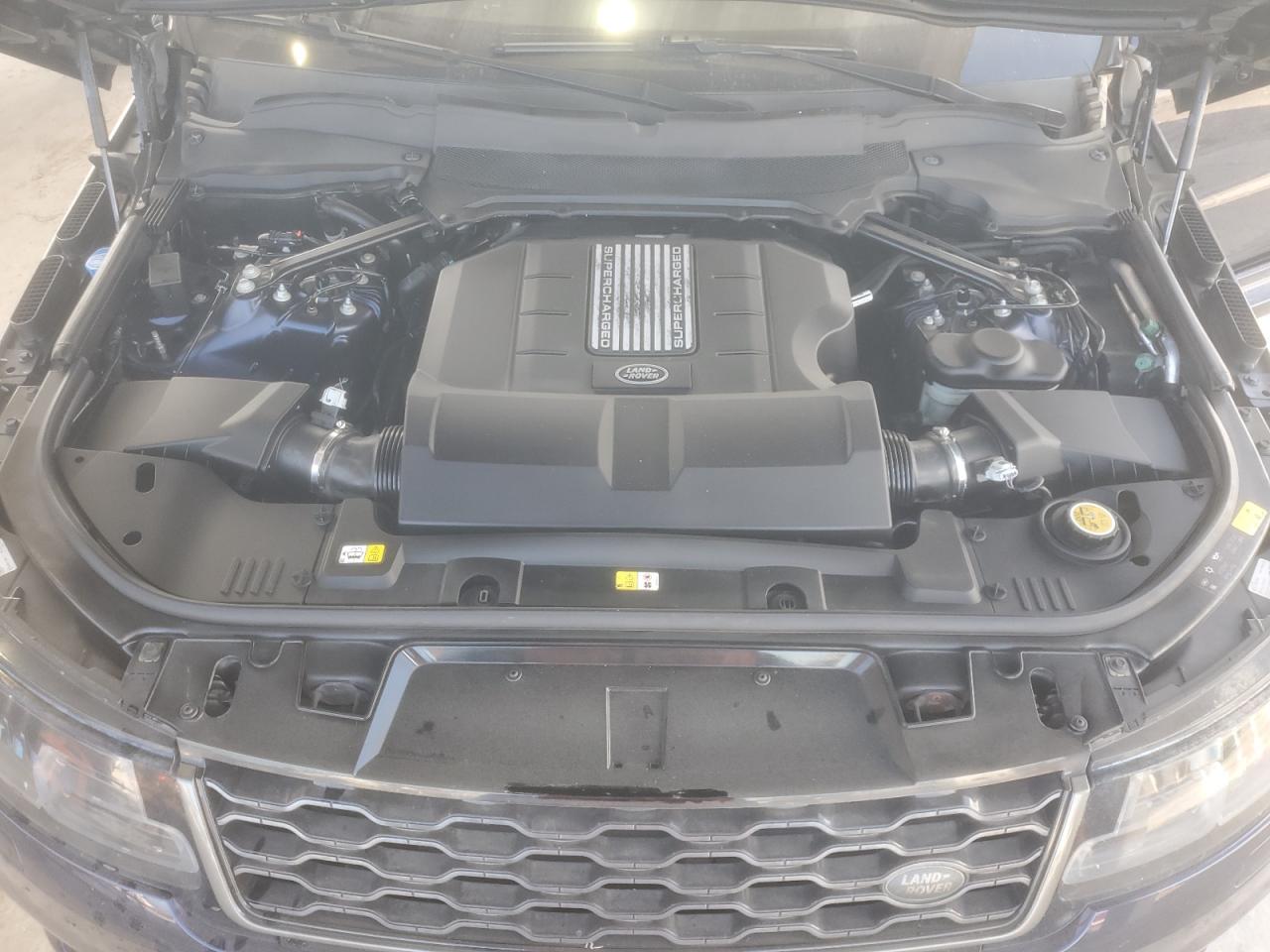 LAND ROVER RANGE ROVER SUPERCHARGED DYNAMIC