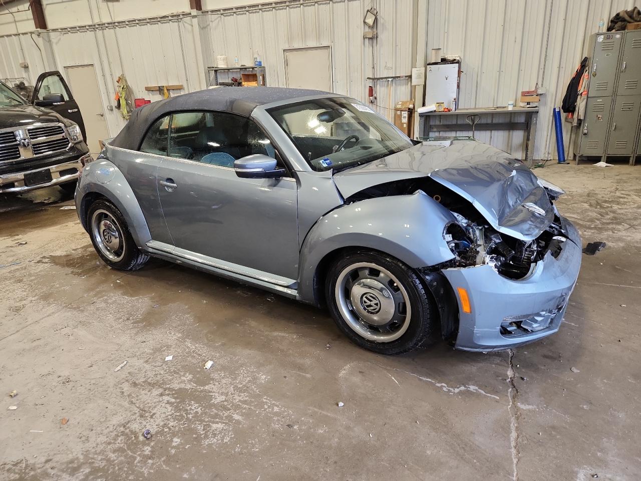 VOLKSWAGEN BEETLE S/SE