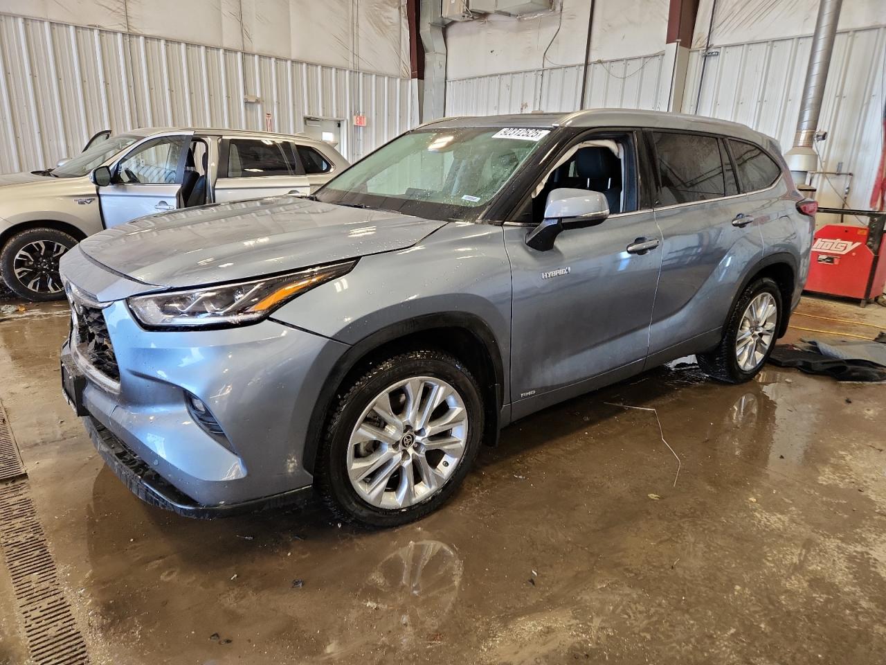 TOYOTA HIGHLANDER HYBRID LIMITED