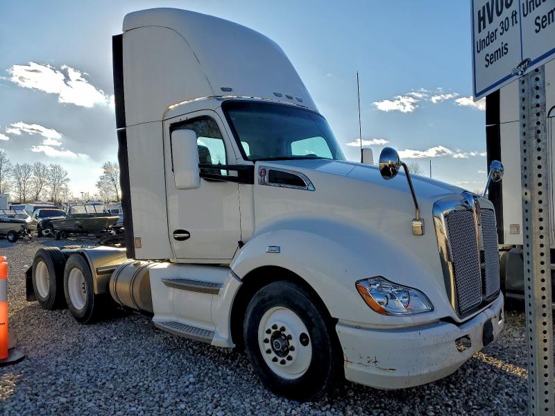 2014 KENWORTH T680 #3297865770