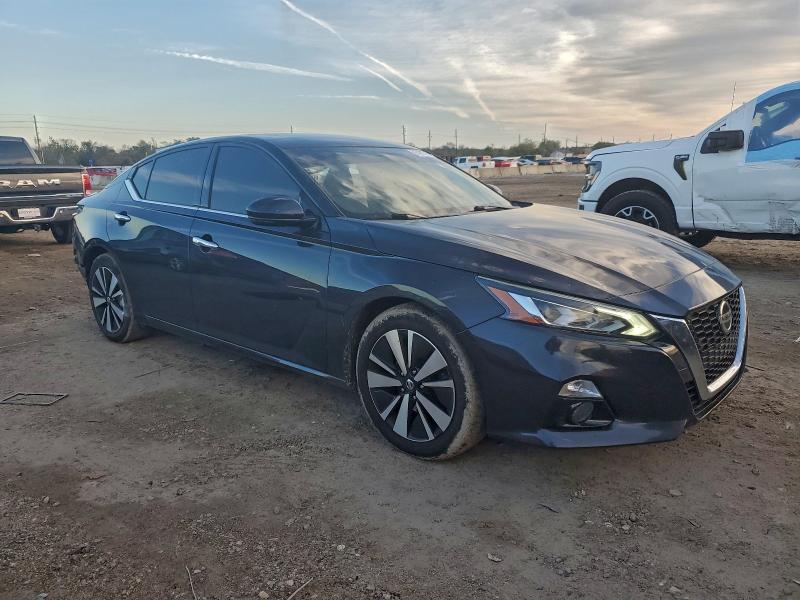 2020 NISSAN ALTIMA SL #3304955952