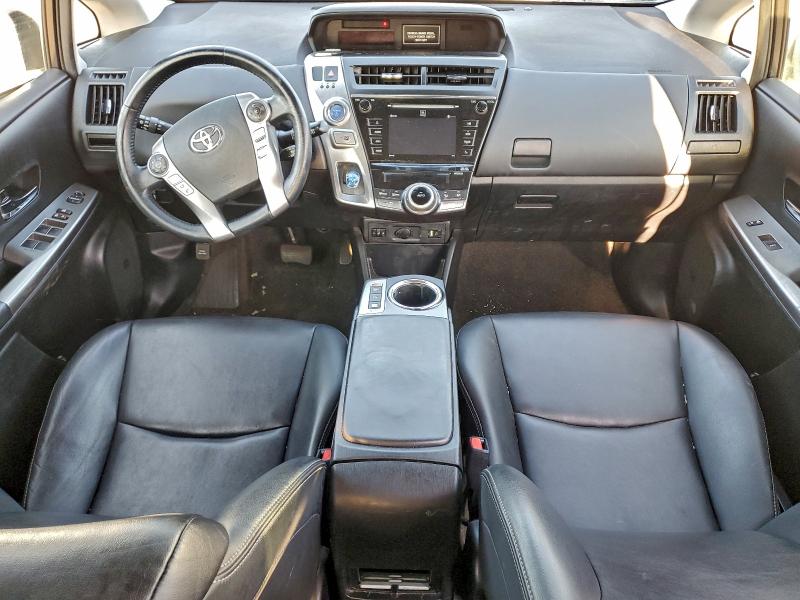 2017 TOYOTA PRIUS V #3306735063